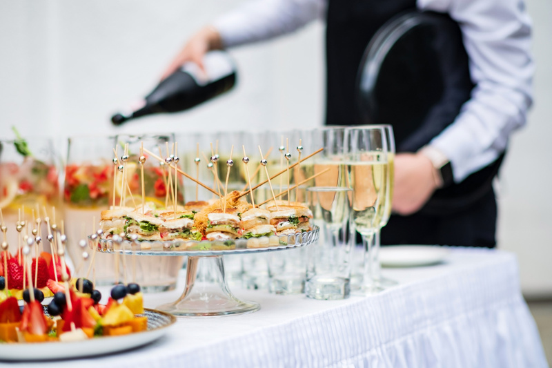 Commandez vos plateaux repas chez votre traiteur Cap'Zoé